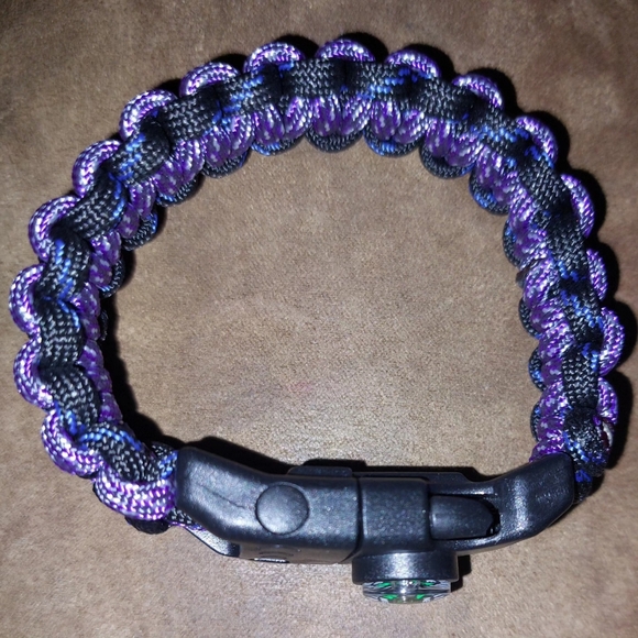 Survival Bracelet handcrafted - Picture 1 of 2